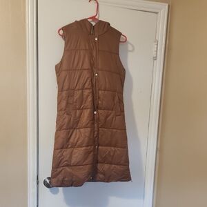 Cute Fall, Brown Sleeveless Puffer Coat Vest, Zips On Sides Like New Worn Once